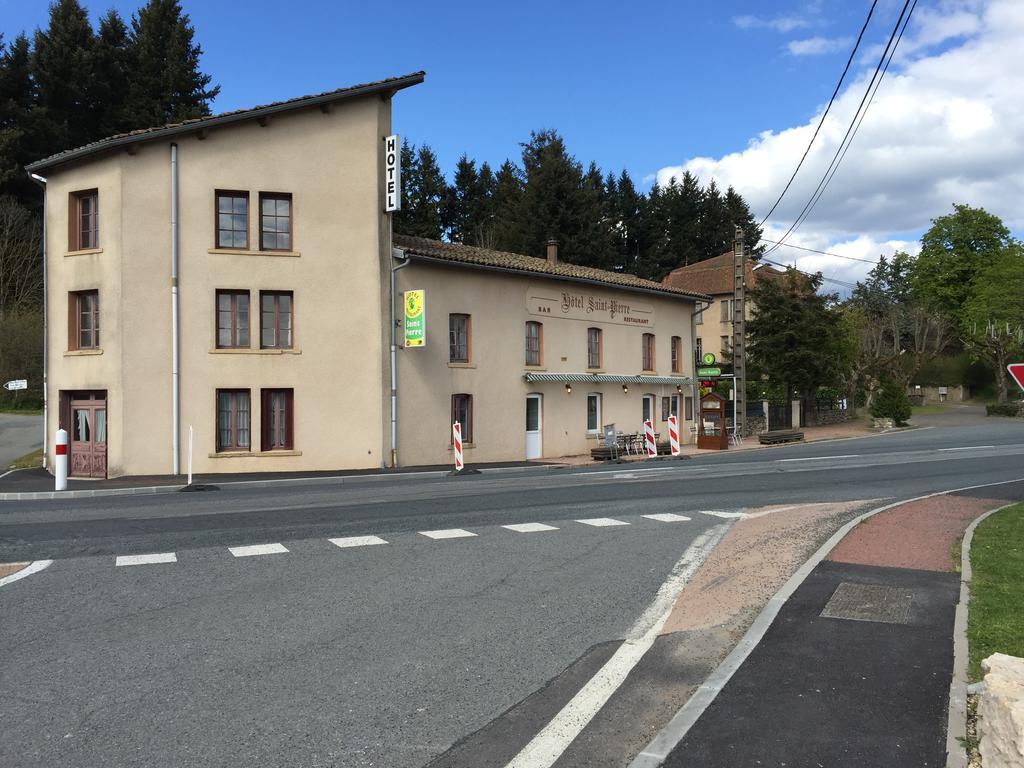 Hotel Saint Pierre Les Sauvages  Buitenkant foto
