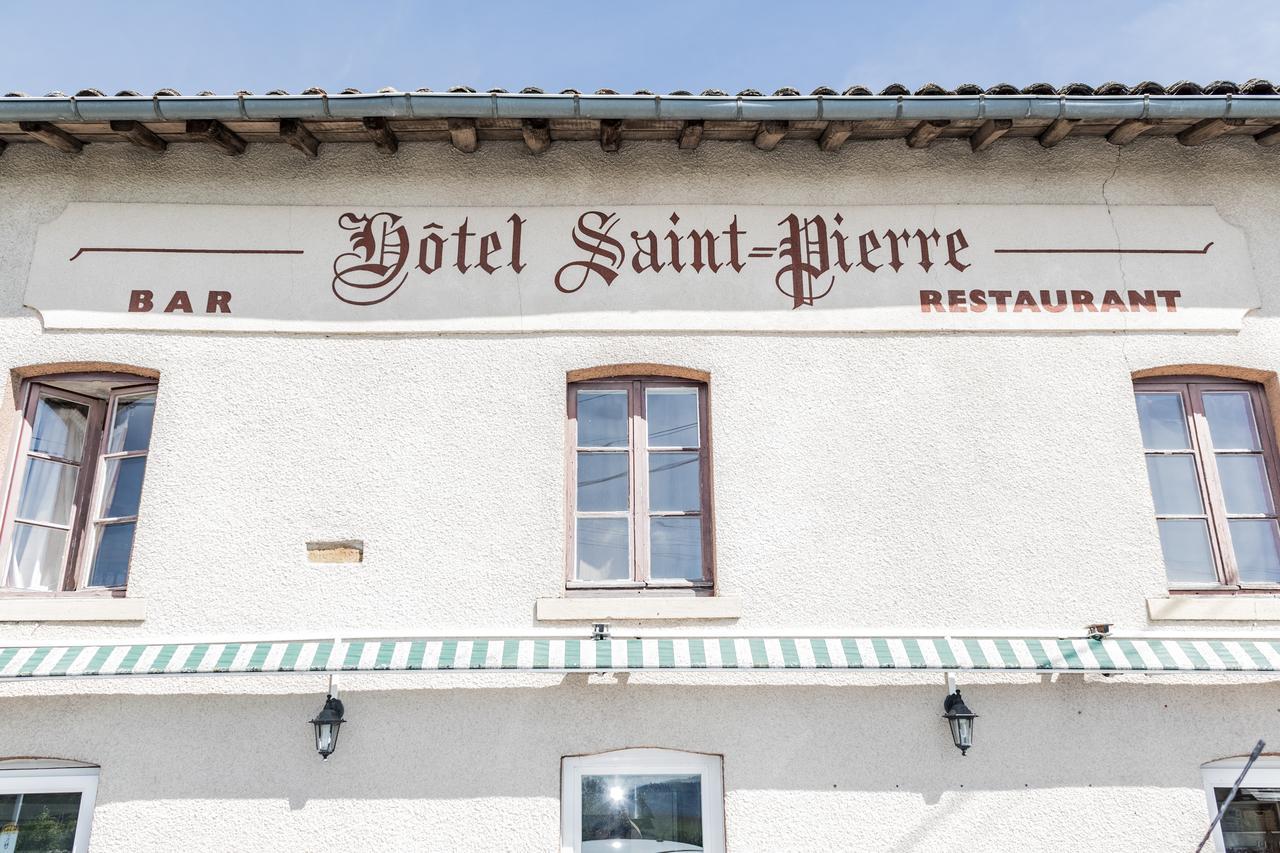 Hotel Saint Pierre Les Sauvages  Buitenkant foto